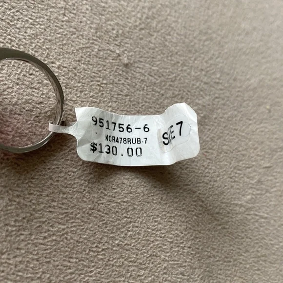 Princess Di Red Version Ring - Picture 3 of 3